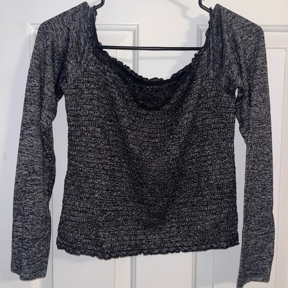 Hollister long sleeve shirt, size Large, Grey